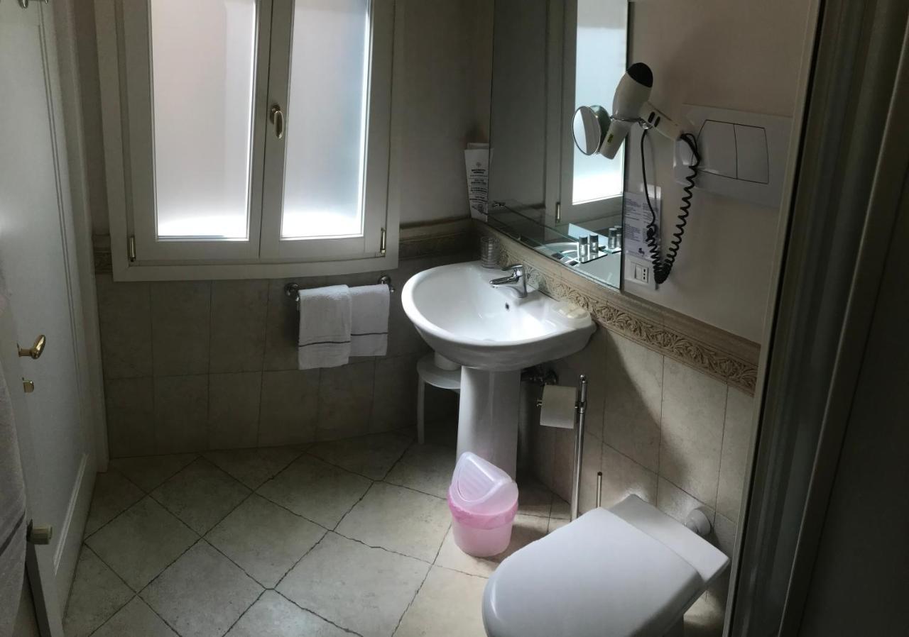 البندقية B&B A Le Boteghe المظهر الخارجي الصورة